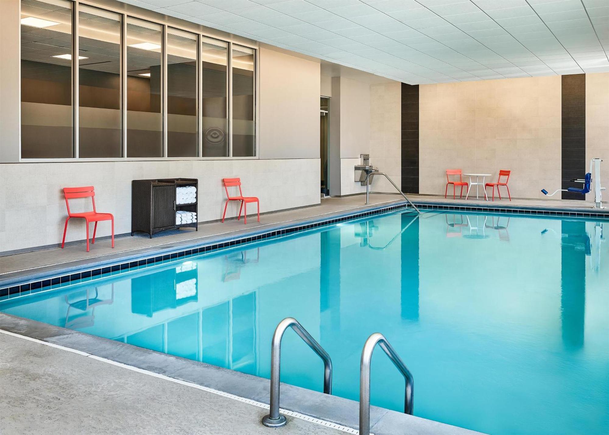 Hotel Hyatt Place Pena Station/denver Airport 3*